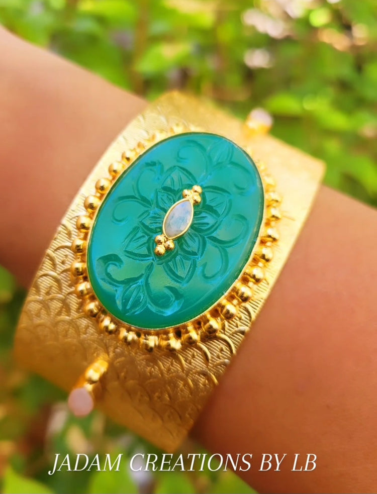 Bracelet et manchettes