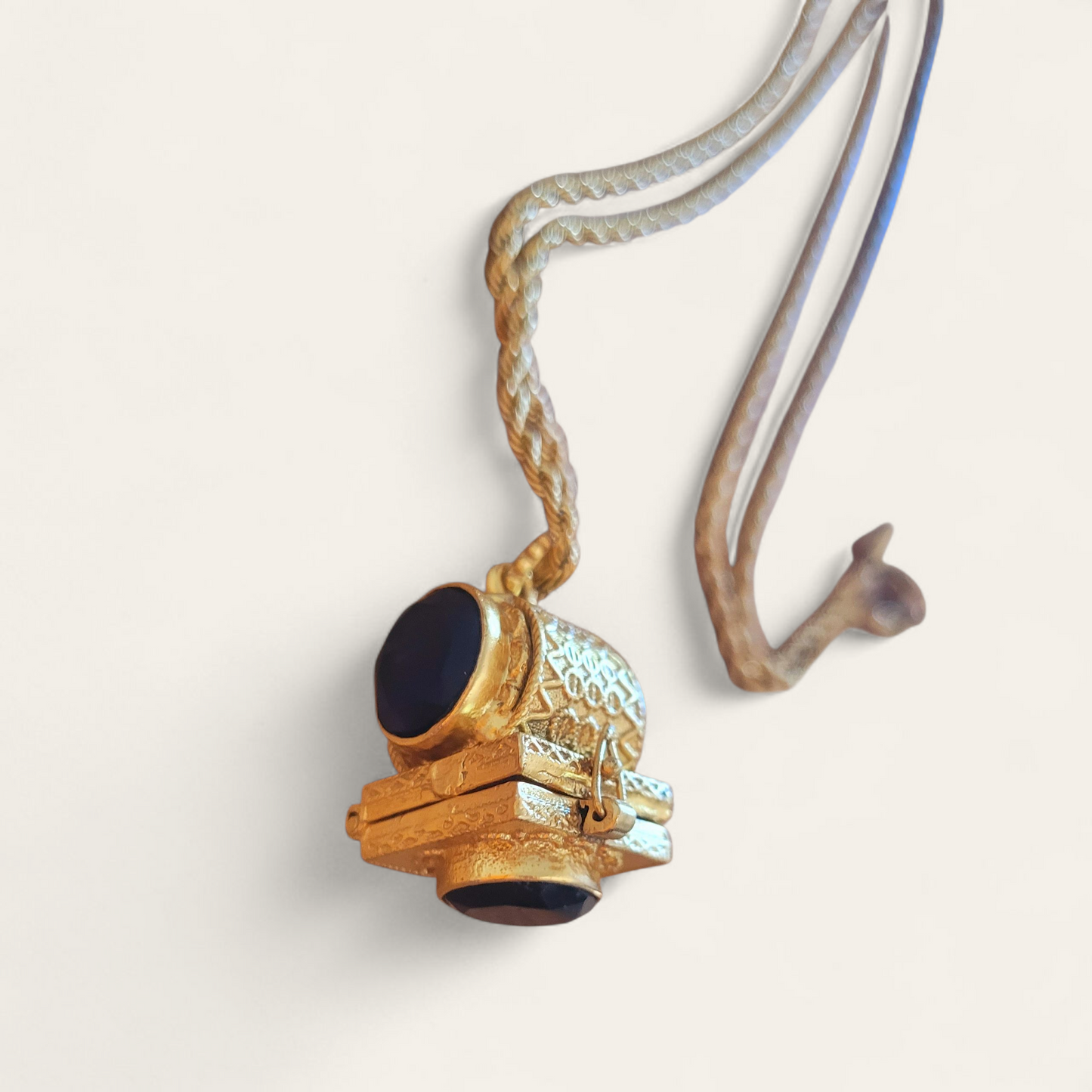 Collier MALLYA