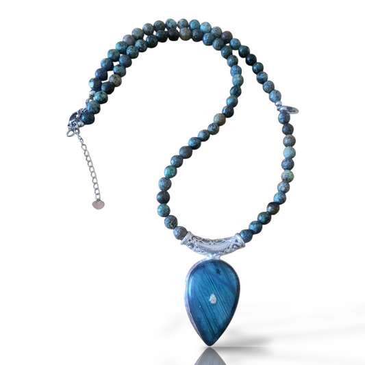 Collier AMIRA