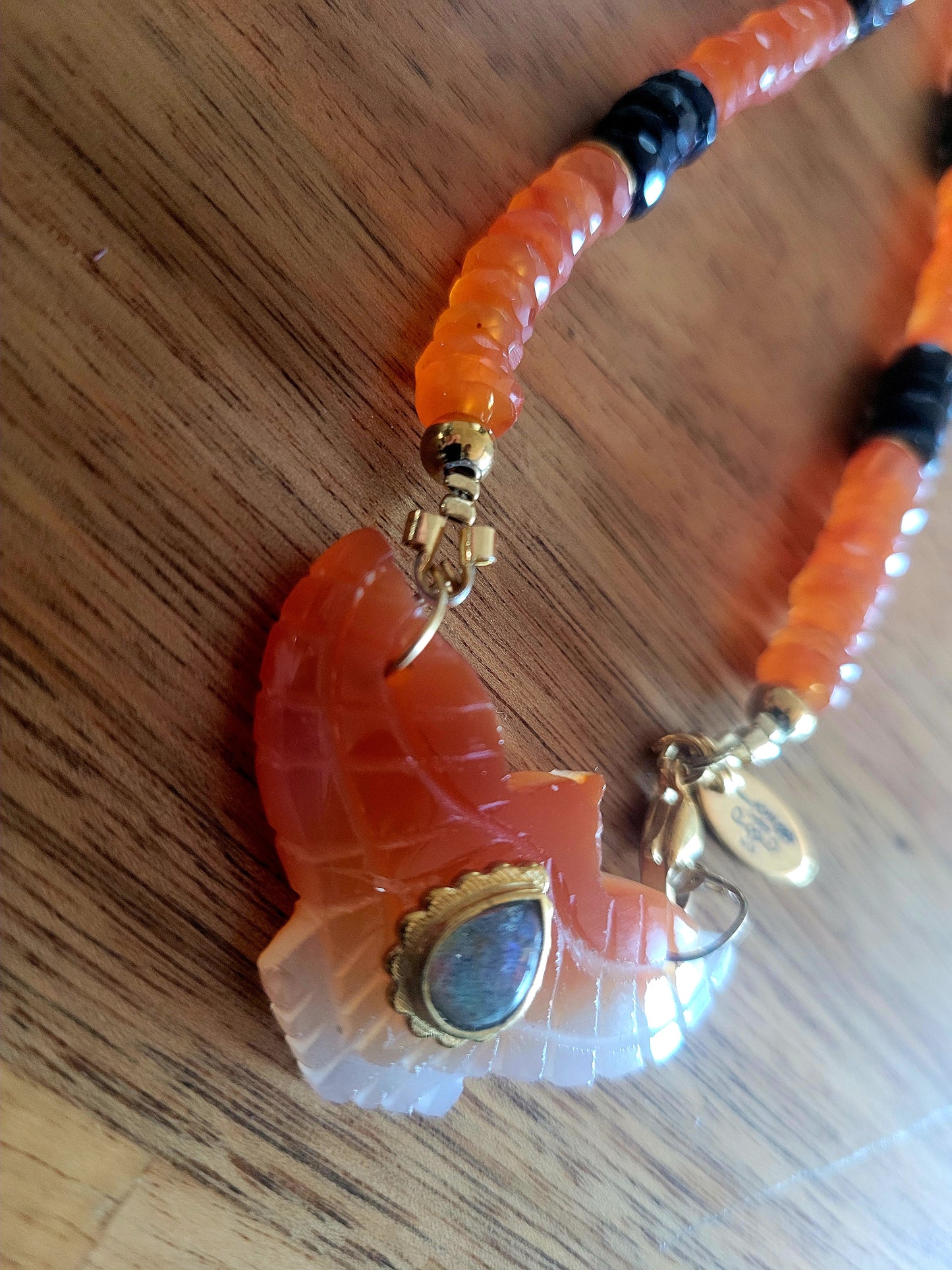 Collier totem OLLYA