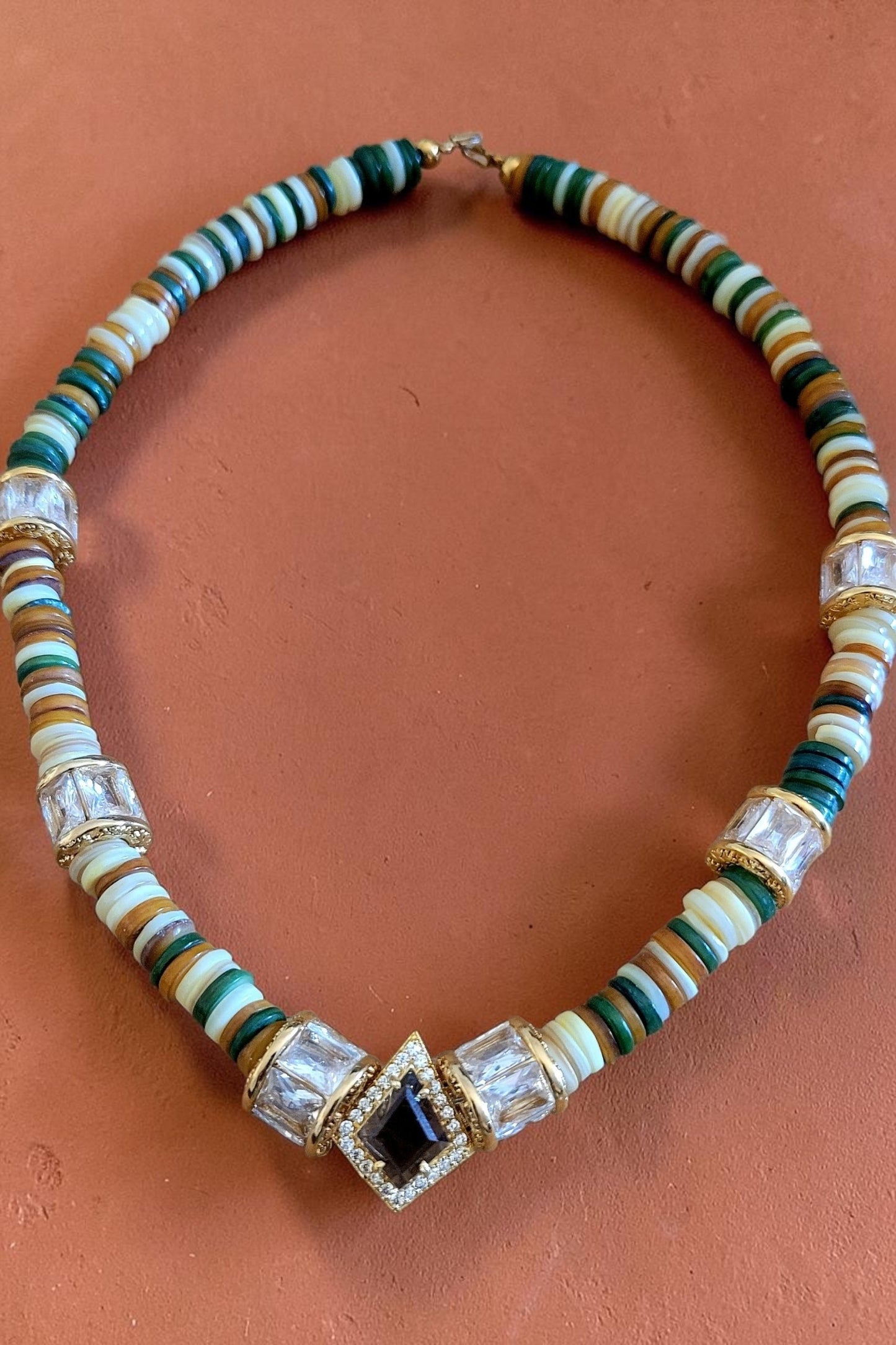 Collier GENELLE